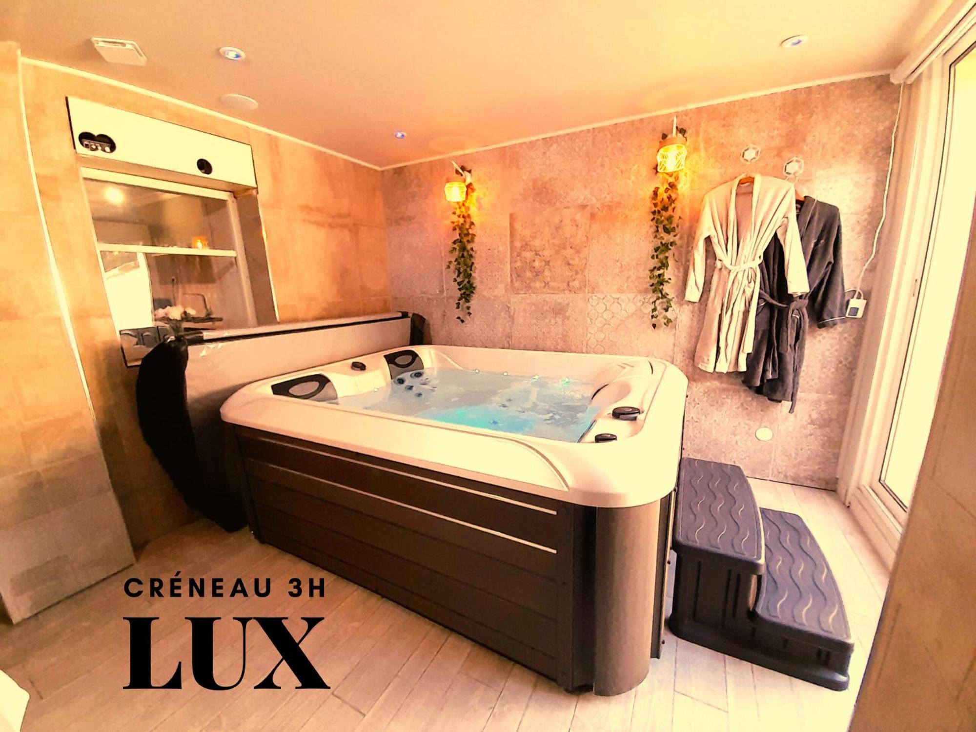 Lux, Chambre Spa Privatif Valenciennes Aulnoy-lez-Valenciennes Eksteriør bilde